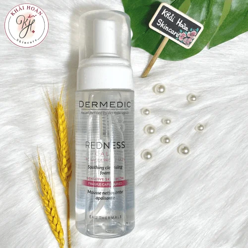 Bọt rửa mặt giảm mụn, thâm Dermedic Redness Calm Soothing cleansing foam 2