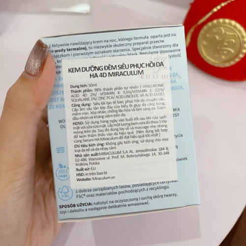 Kem Dưỡng Ẩm Ban Đêm Kiềm Dầu Miraculum Themal Water Active 4
