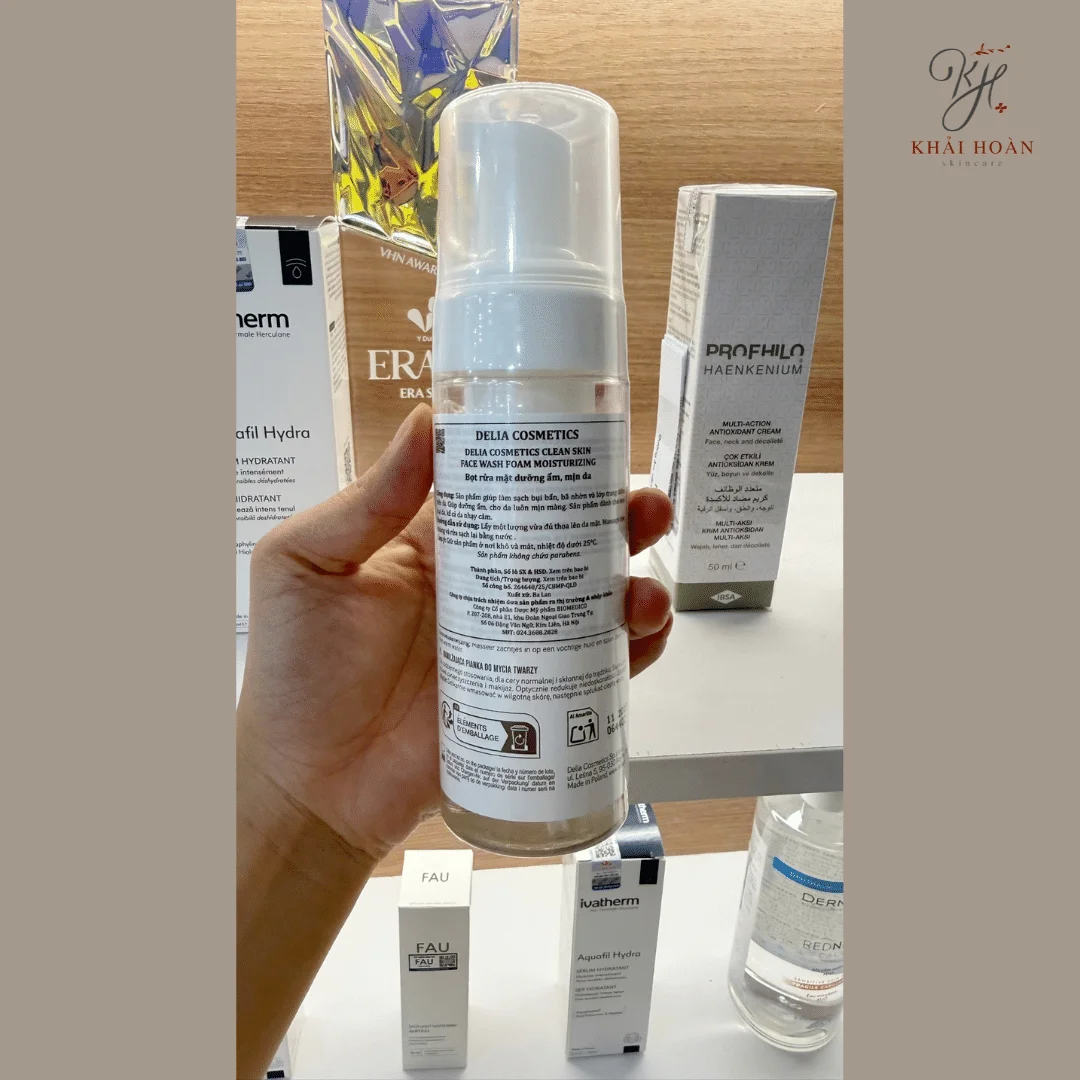 Sữa Rửa Mặt Tạo Bọt Cho Da Dầu Mụn Delia Clean Skin Face Wash Foam Moisturizing 150ml 5